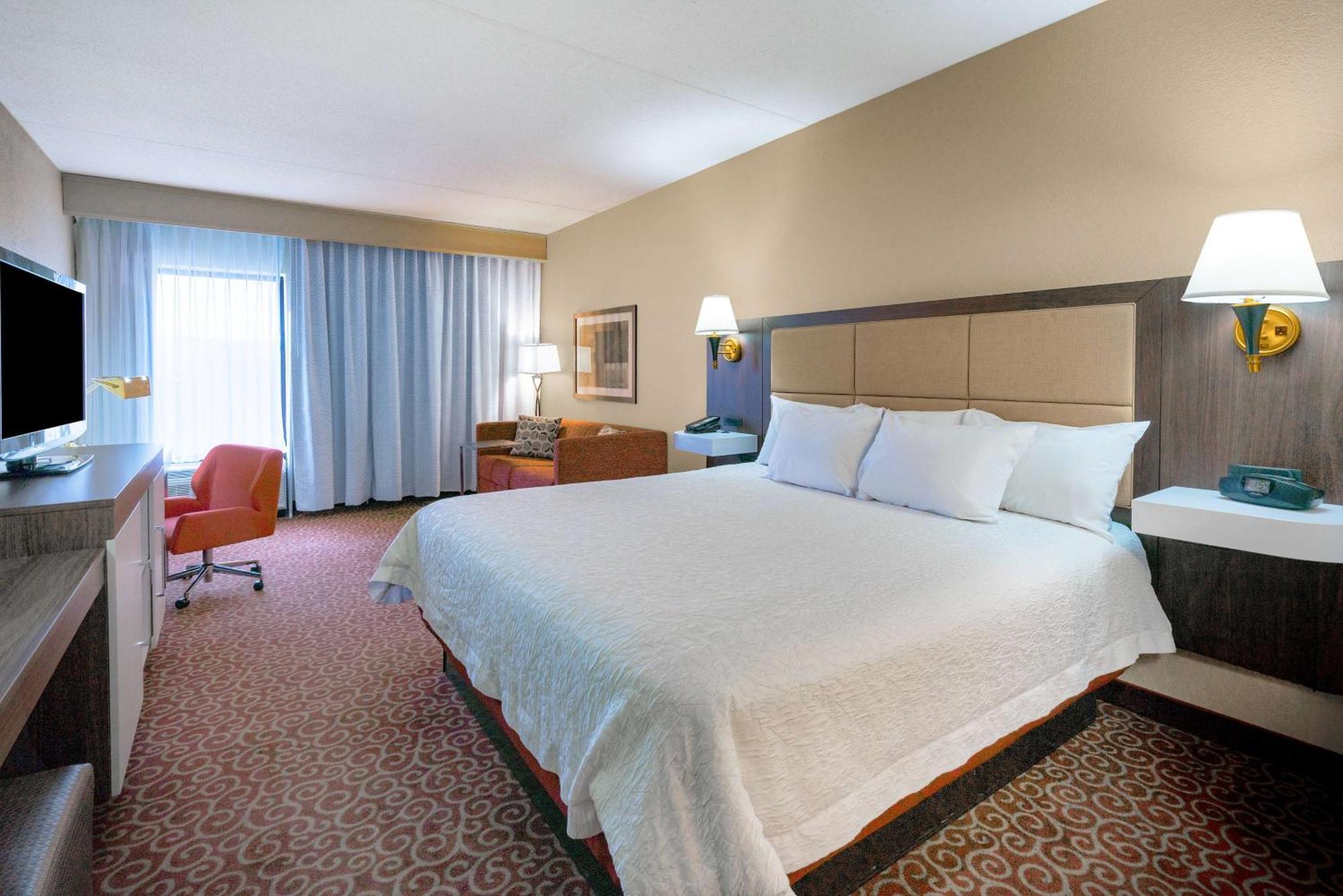Hampton Inn Frostburg Экстерьер фото