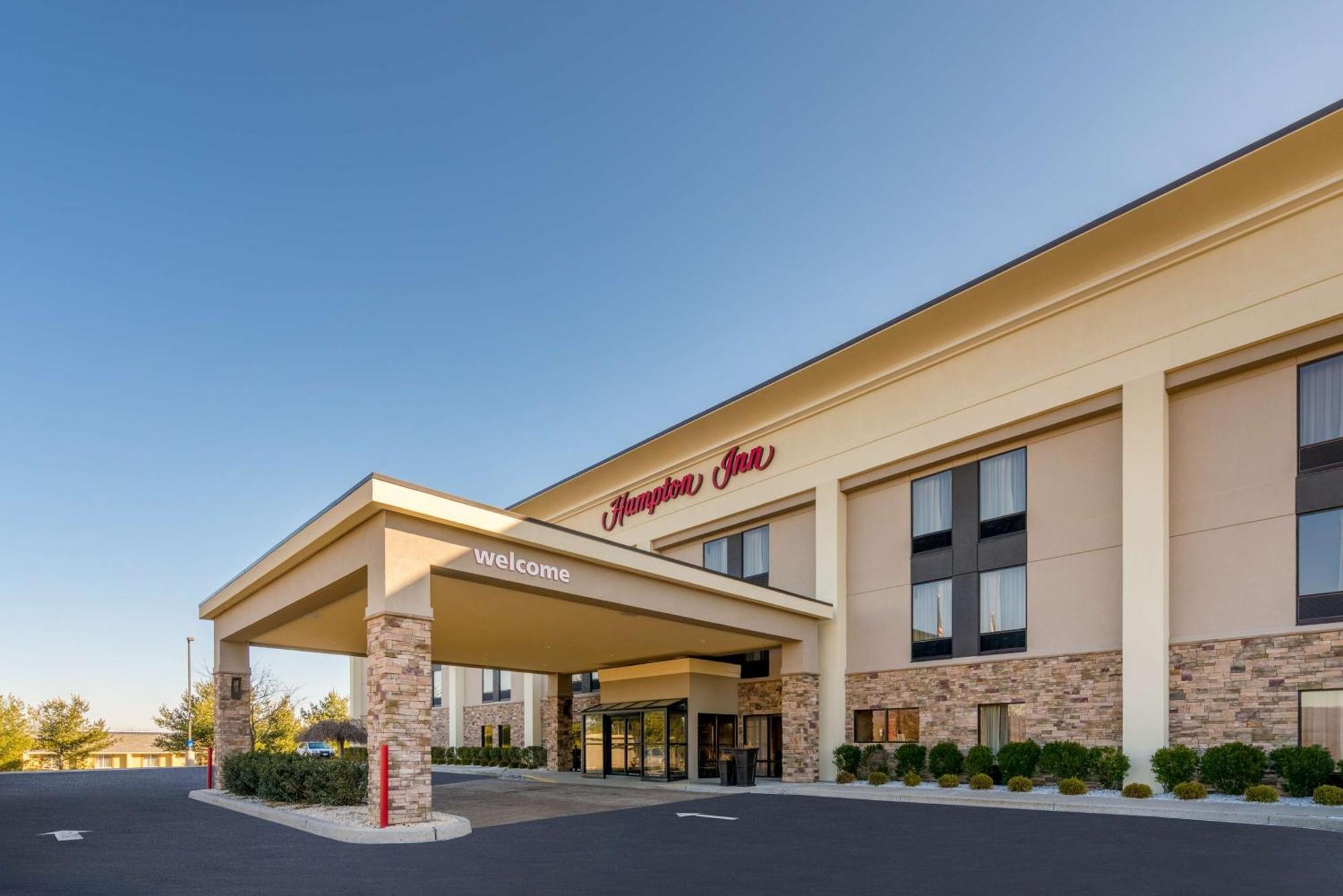 Hampton Inn Frostburg Экстерьер фото
