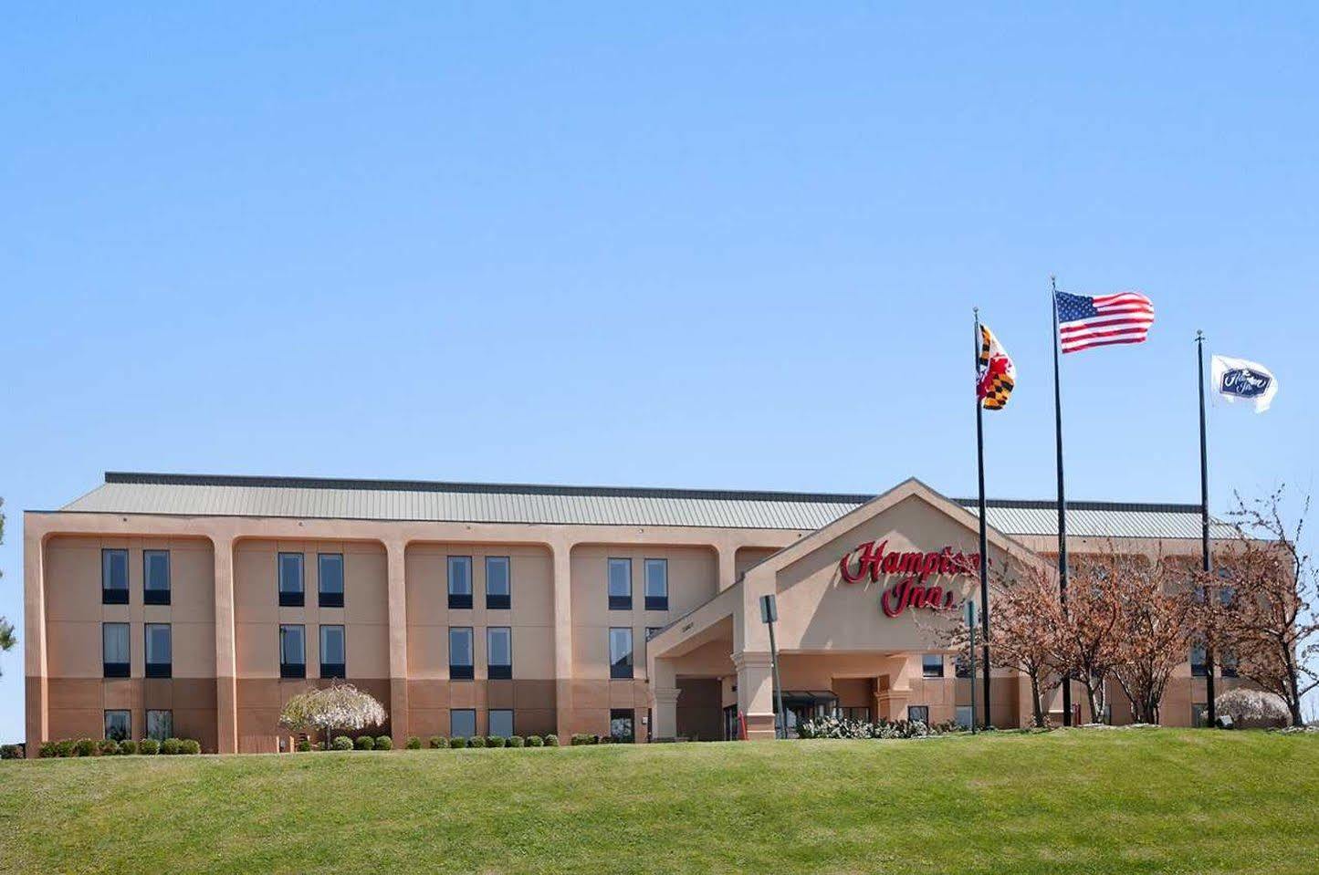 Hampton Inn Frostburg Экстерьер фото