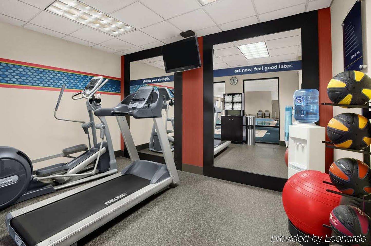 Hampton Inn Frostburg Экстерьер фото